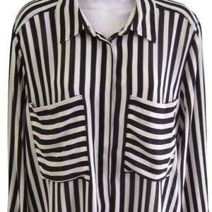 Sans souci long sleeve, button up, button sleeve, collar, striped dress shirt